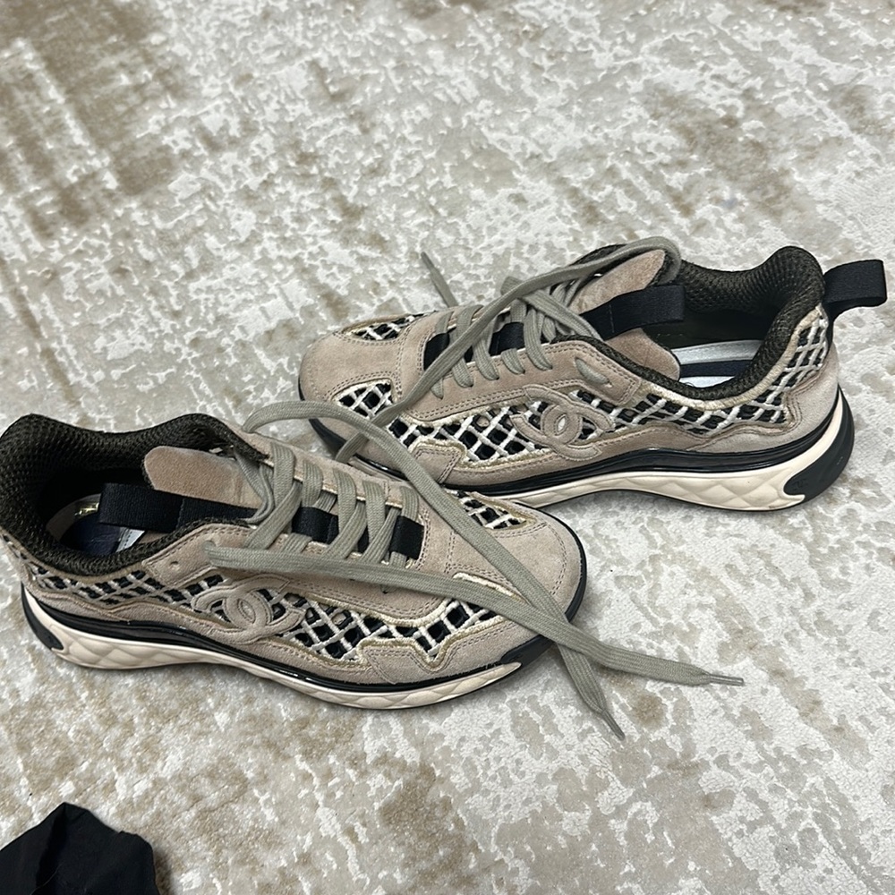 Chanel suede sneakers size 37